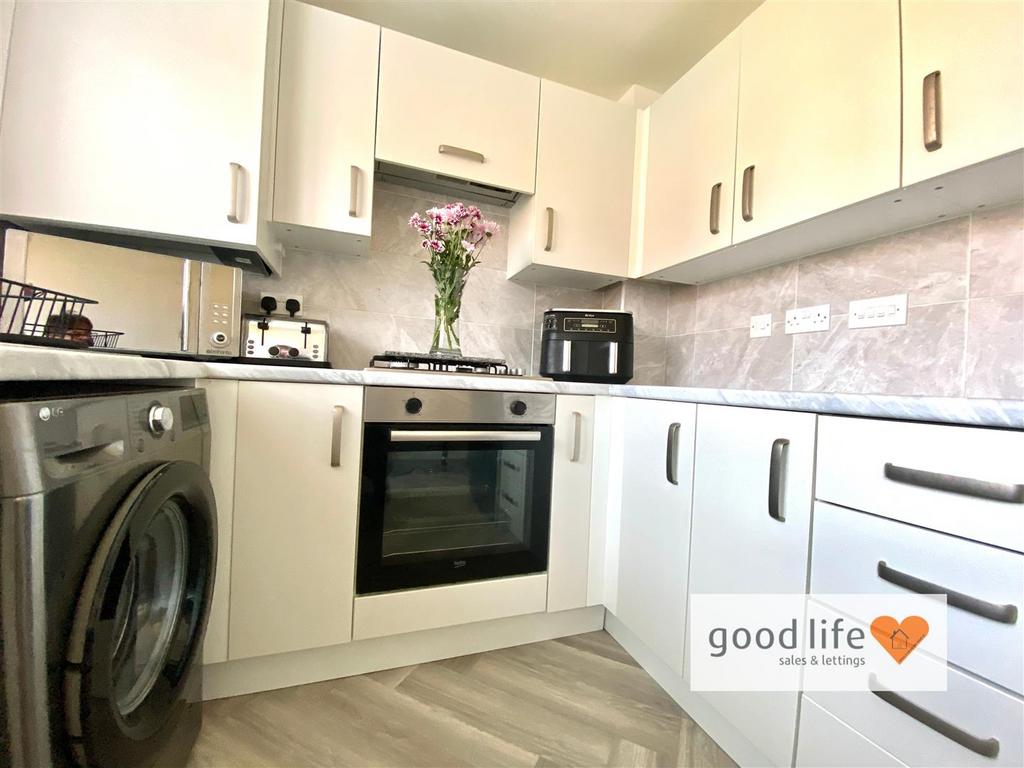 20250403 112703983 i OS85 FORESTROAD.jpg