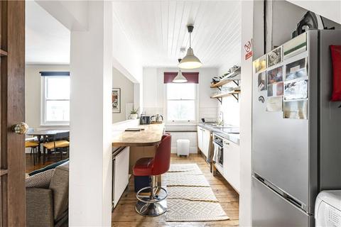 2 bedroom apartment to rent, Talbot Road, London, N15