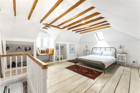 2 bedroom apartment to rent, Talbot Road, London, N15