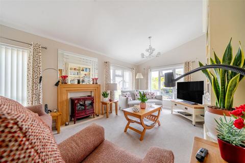 2 bedroom park home for sale, Welford Chase, Welford On Avon, Stratford-Upon-Avon