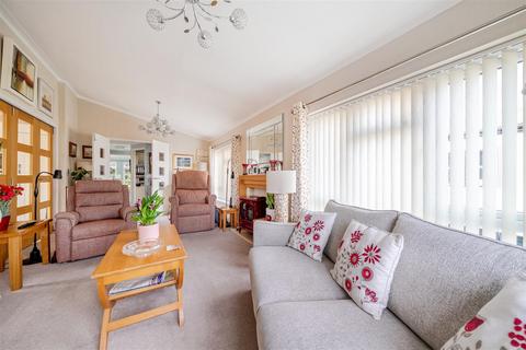2 bedroom park home for sale, Welford Chase, Welford On Avon, Stratford-Upon-Avon