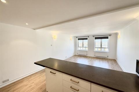 2 bedroom flat for sale, Falcon Lodge, London W9