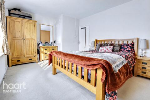 40 Barnmead Road, Dagenham, RM9 5DU