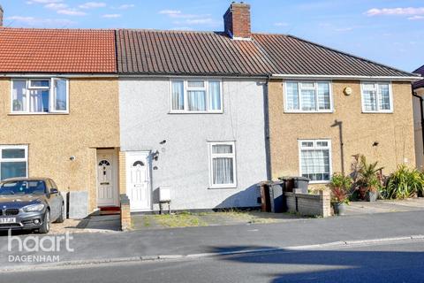 2 bedroom terraced house for sale, Barnmead Road, Dagenham
