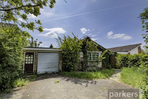 47 Alvescot Road, Carterton, OX18 3JN