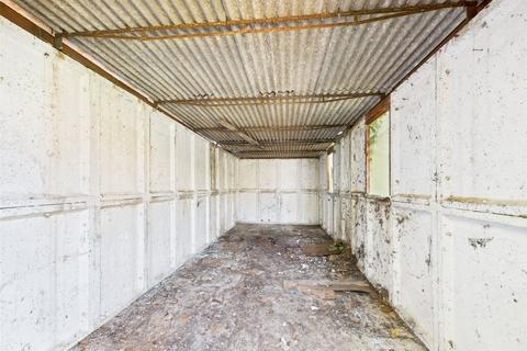 47 Alvescot Road, Carterton, OX18 3JN