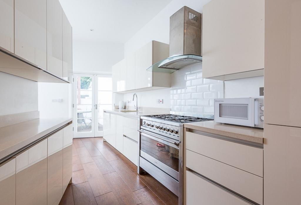 Kitchen 1