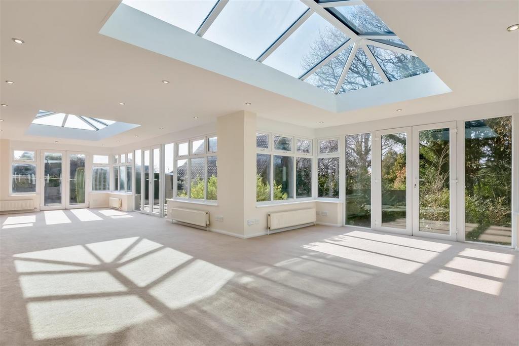 For Sale by Aspire Residential   London Road