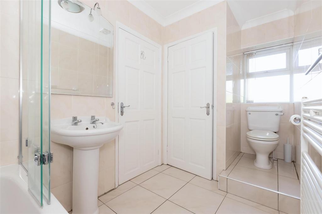 For Sale by Aspire Residential   London Road