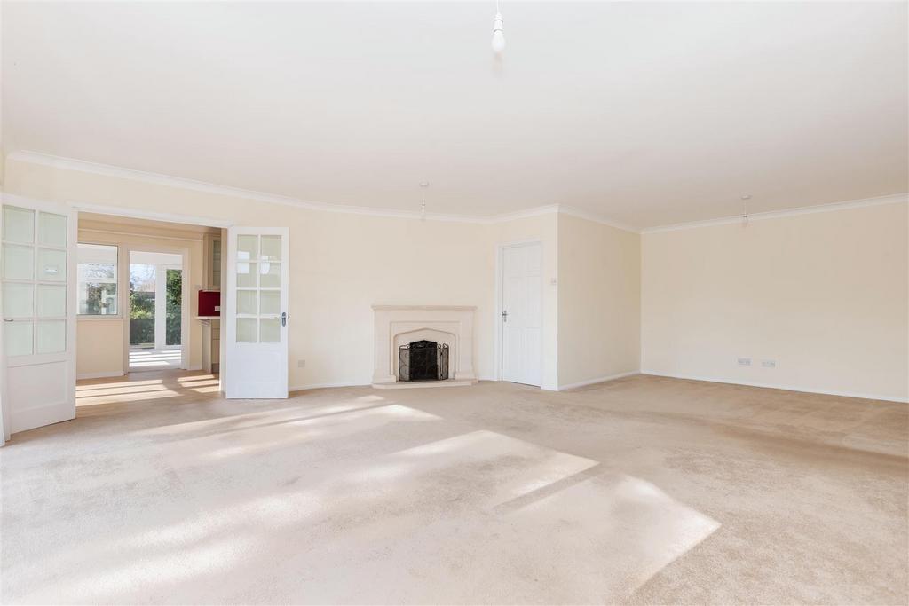 For Sale by Aspire Residential   London Road