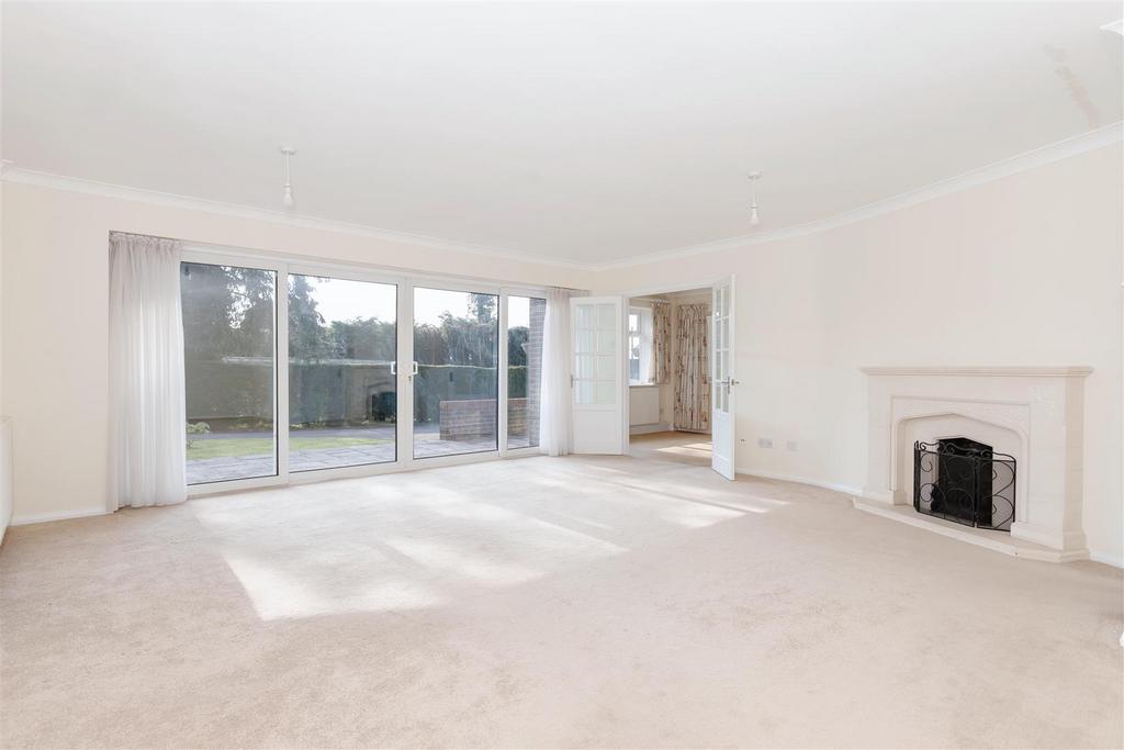 For Sale by Aspire Residential   London Road