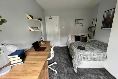 4 bedroom house share to rent, Springbank Crescent, Leeds LS6