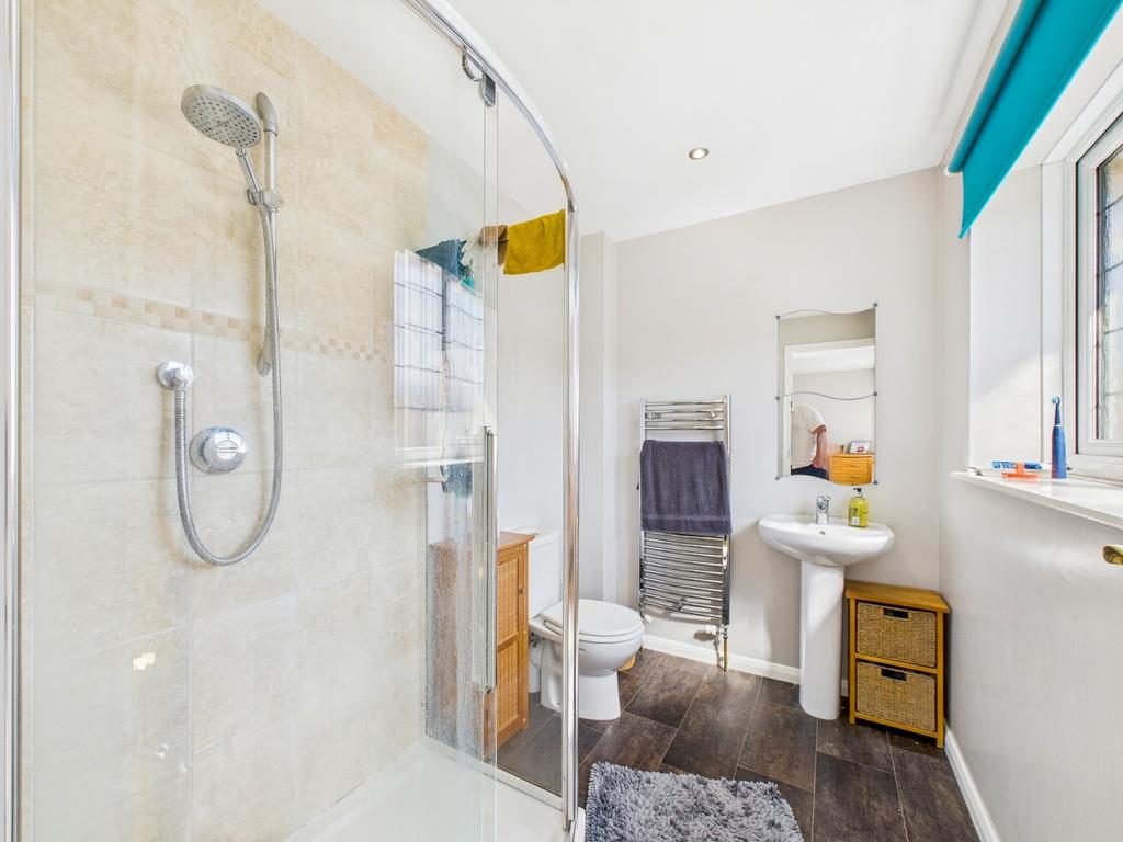 Ensuite