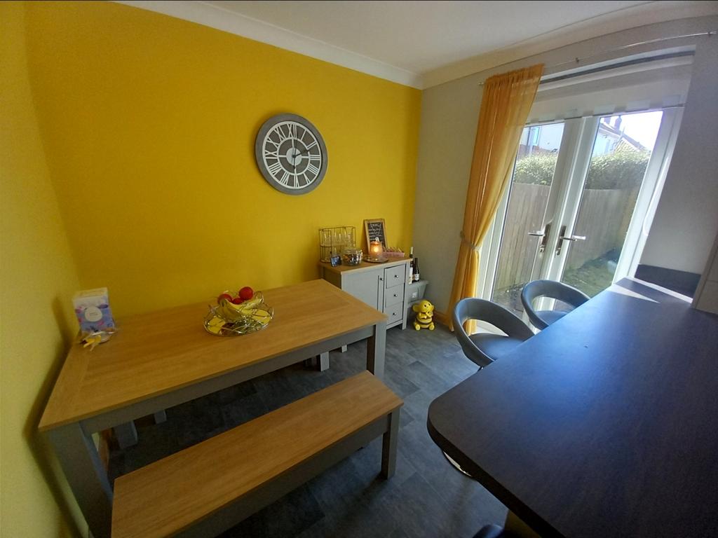 Dining kitchen