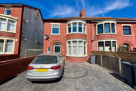 undefined, Knowle Avenue, North Shore FY2