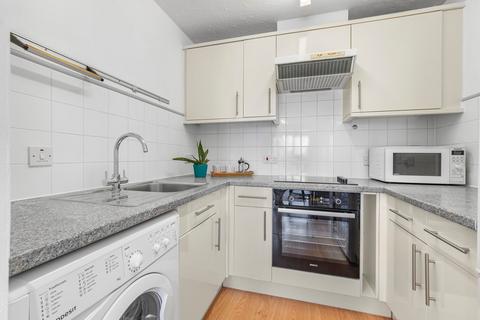 1 bedroom flat for sale, Filton Court, Farrow Lane, London