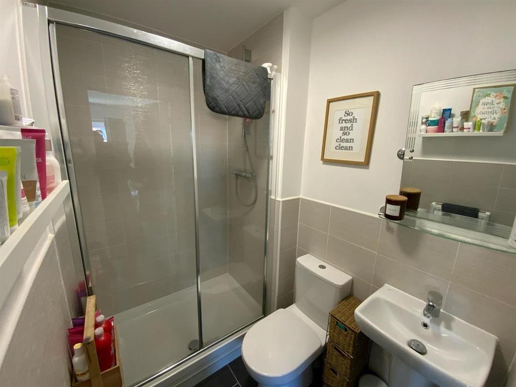 En Suite Shower Room/W.C