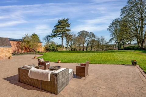 5 bedroom detached house for sale, Thornton LE67