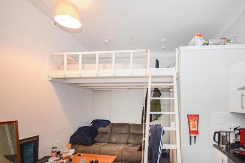 9 bedroom house for sale, Atlingworth Street