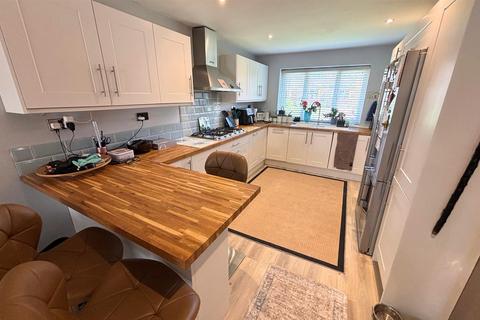 6 Beck Close, Howden, Goole, DN14 7GH