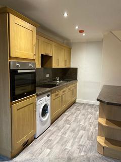 2 bedroom terraced house to rent, Sutcliffe Place, Bradford, West Yorkshire, BD6