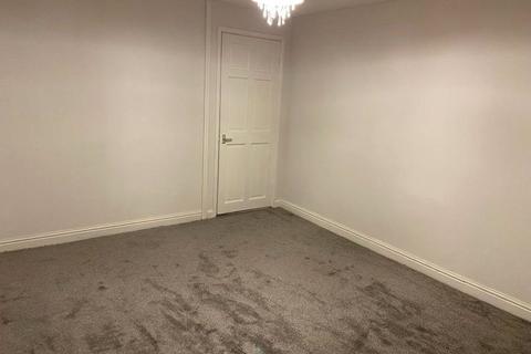 2 bedroom terraced house to rent, Sutcliffe Place, Bradford, West Yorkshire, BD6