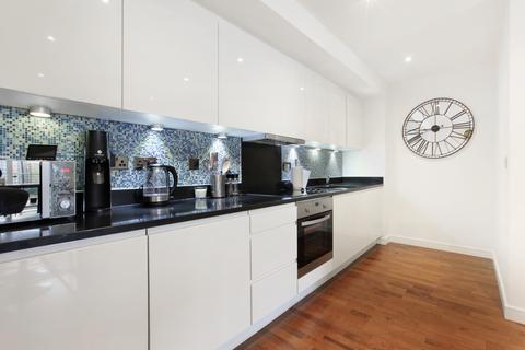 2 bedroom flat to rent, Enterprise Way, London