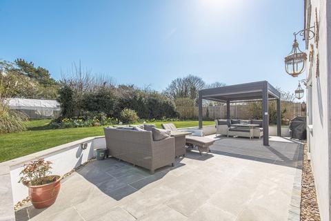 4 bedroom farm house for sale, Roughton