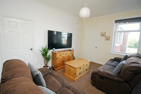 2 bedroom flat to rent, Newcastle upon Tyne NE5