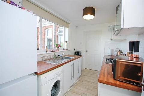 2 bedroom flat to rent, Newcastle upon Tyne NE5