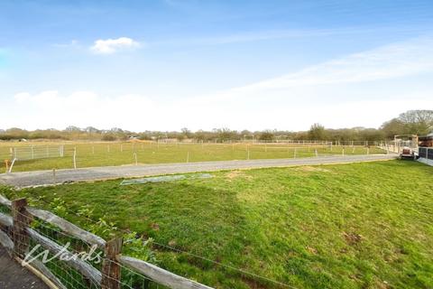 2 bedroom static caravan to rent, Smarden Road Headcorn TN27