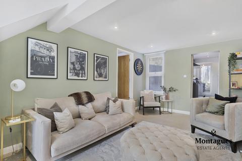 78 Allnutts Road, Epping, CM16 7BE