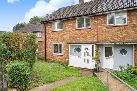 58 Bank Close, Luton, LU4 9NX