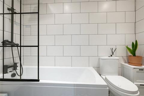 2 bedroom apartment for sale, Ulverstone Road, West Norwood, London, SE27