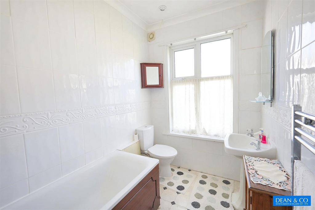 Family bathroom