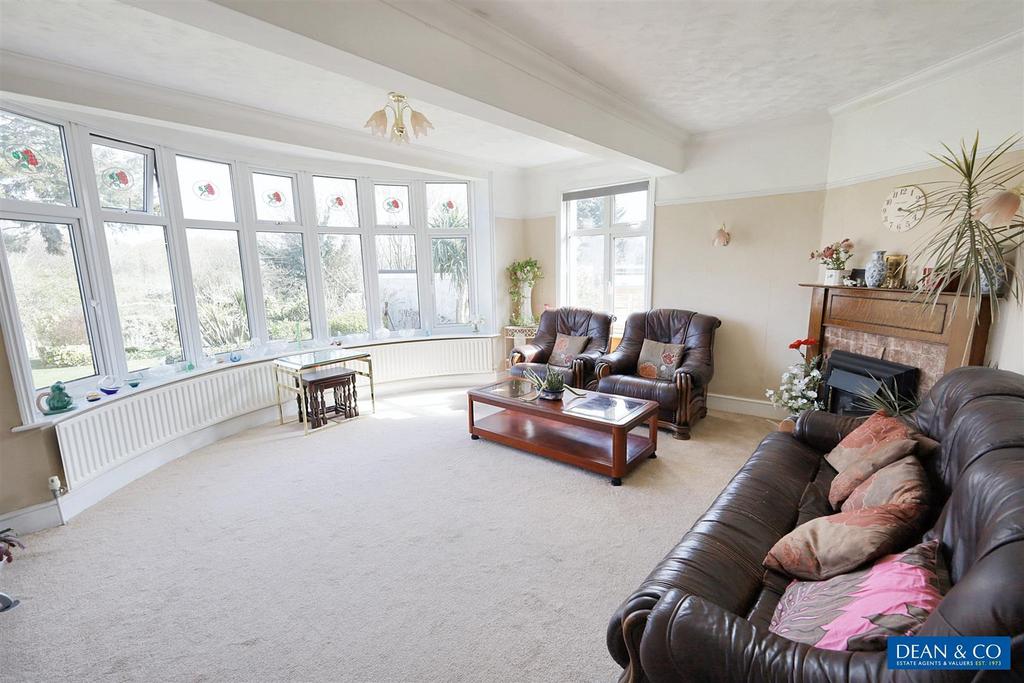 Reception 2/bedroom 4