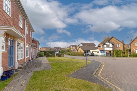 3 bedroom mews for sale, White Hart Gardens, Hartford, Northwich, CW8