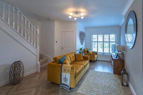3 bedroom mews for sale, White Hart Gardens, Hartford, Northwich, CW8