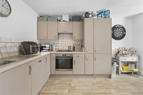 undefined, Tower Crescent, Hailsham