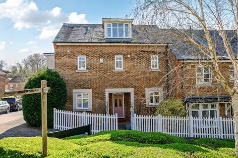 Summerhouse Lane, Harefield, Middlesex