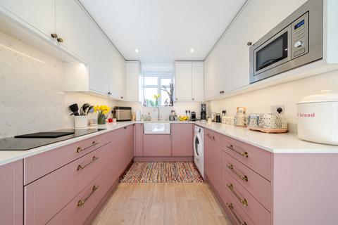 4 bedroom end of terrace house for sale, Summerhouse Lane, Harefield, Middlesex