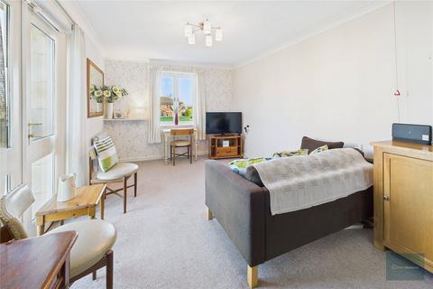 1 bedroom apartment for sale, Giffords Court, Wiltshire SN12