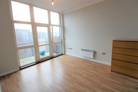 2 bedroom flat to rent, Clapton, London E5