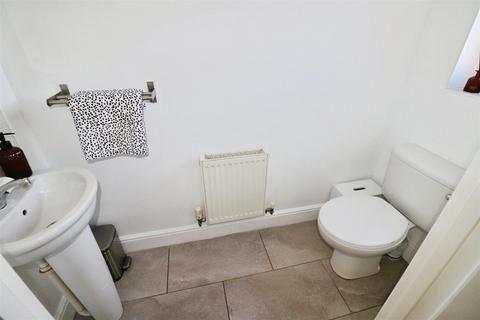 19 Canberra Way, Burbage, Hinckley, LE10 2GA