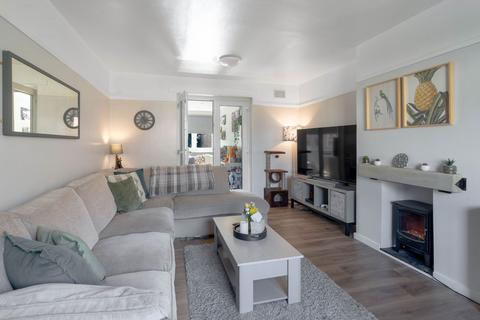 4 bedroom semi-detached house for sale, Rampton Drift, Longstanton, CB24