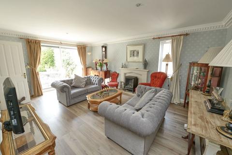4 bedroom detached house for sale, Nutley Drive, Fleet GU51