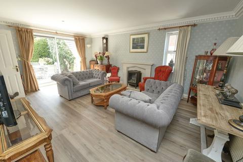 4 bedroom detached house for sale, Nutley Drive, Fleet GU51