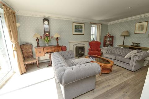 4 bedroom detached house for sale, Nutley Drive, Fleet GU51