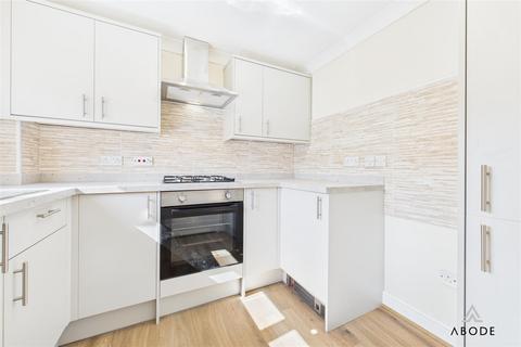 4 Severn Close, Uttoxeter, ST14 8UJ