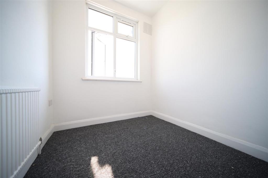 Bedroom 3.jpg
